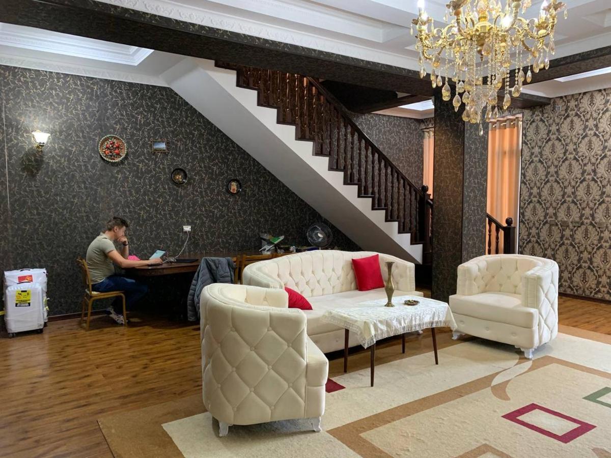 Turkistan Hotel Kogon 외부 사진